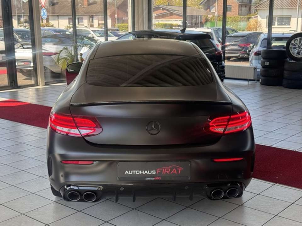 Mercedes-Benz C 220 - Imagem 3