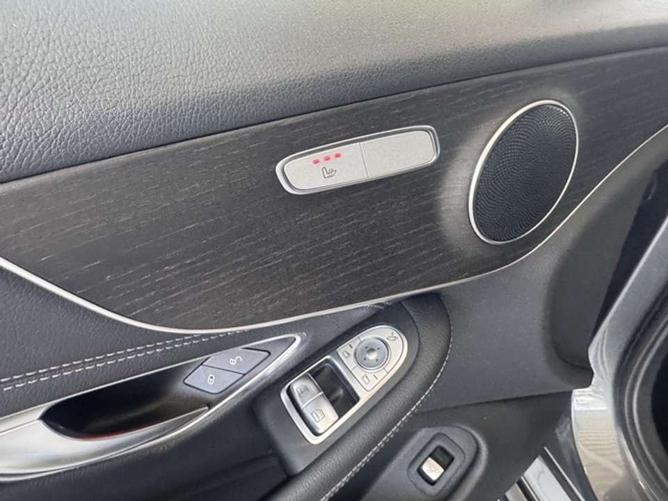 Mercedes-Benz C 220 - Imagem 10