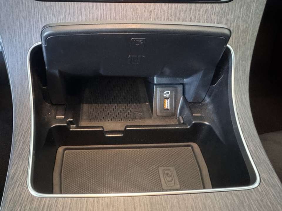 Mercedes-Benz C 220 - Imagem 14