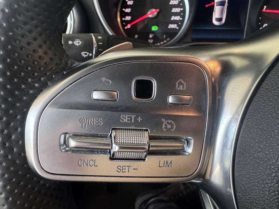 Mercedes-Benz C 220 - Imagem 15