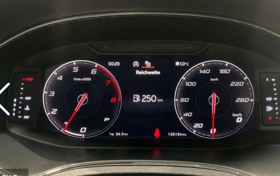 SEAT Arona - Imagem 4