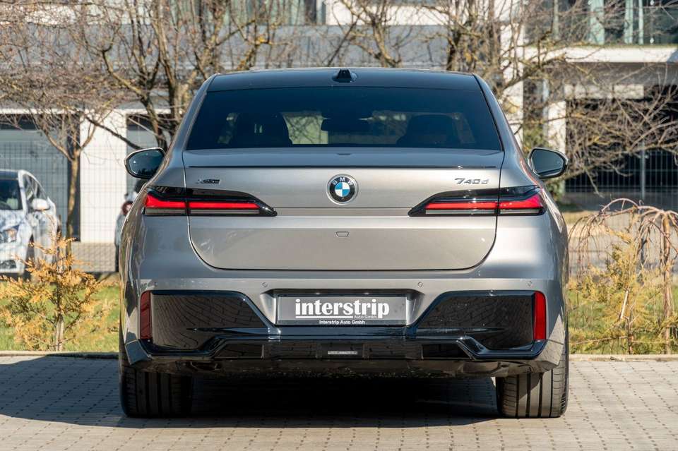 BMW 740 - Imagem 5