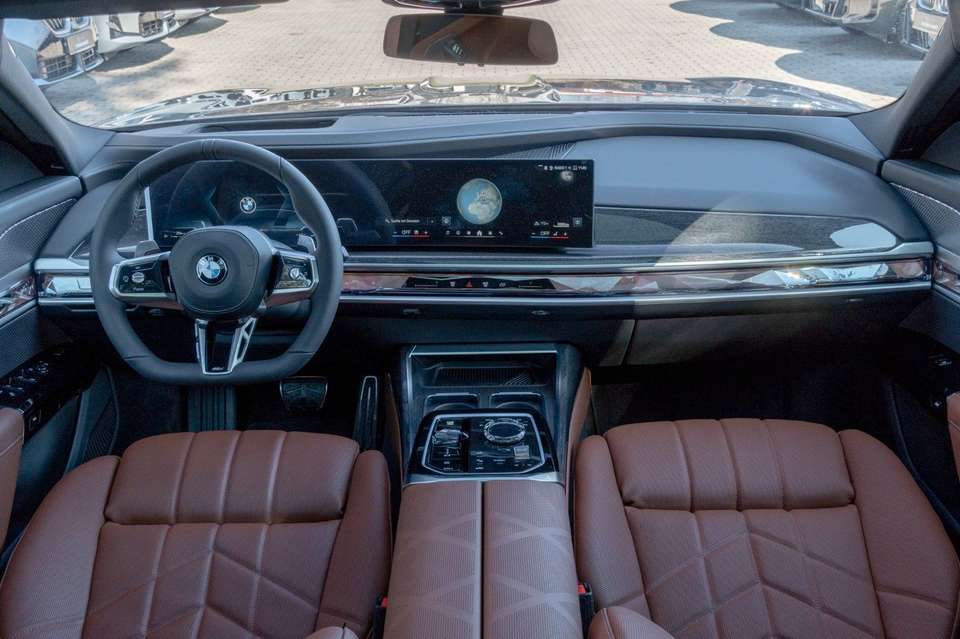BMW 740 - Imagem 7