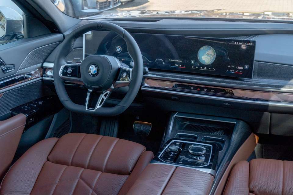 BMW 740 - Imagem 9
