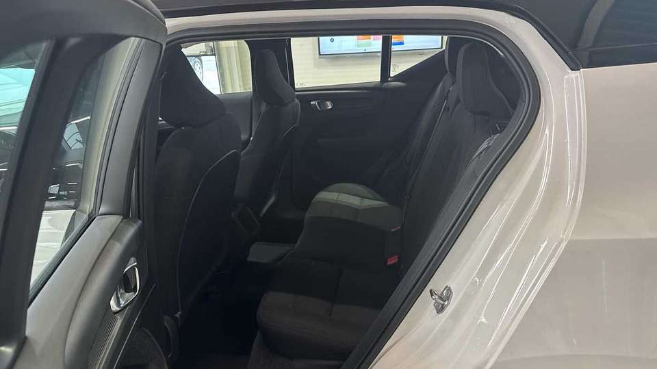 Volvo XC40 - Imagem 7