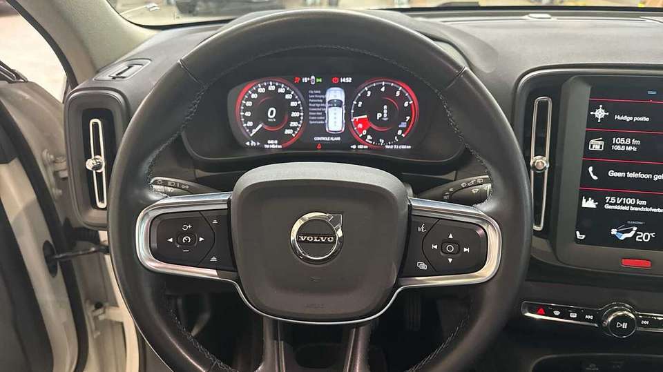 Volvo XC40 - Imagem 11