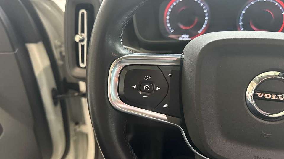 Volvo XC40 - Imagem 15