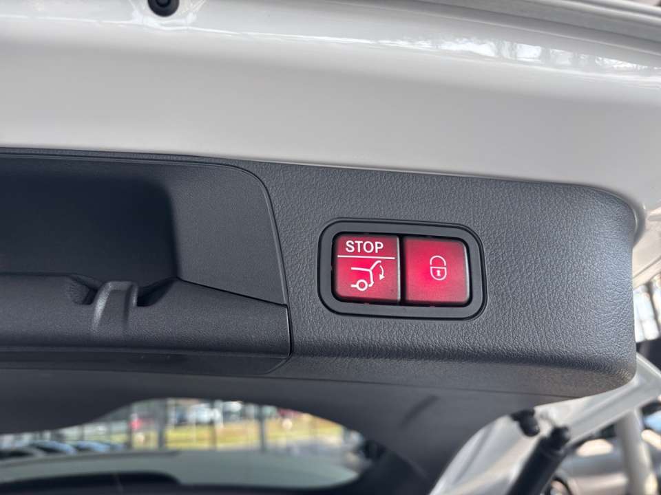 Mercedes-Benz EQB 350 - Imagem 15