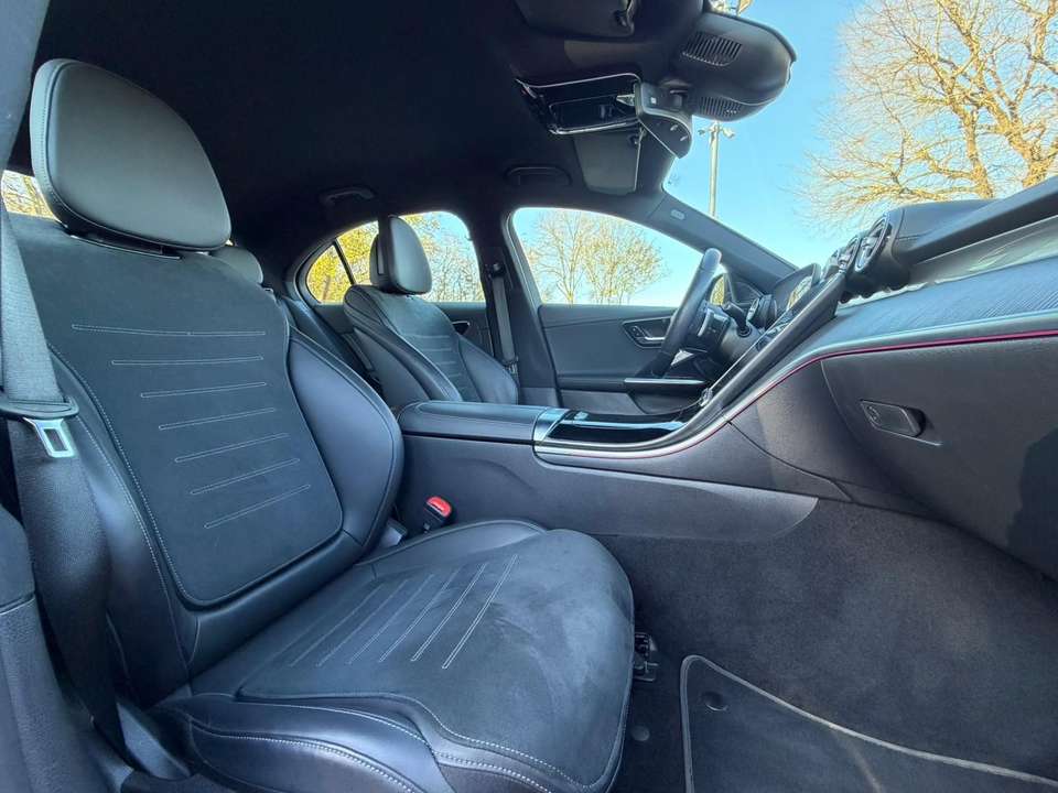 Mercedes-Benz C 200 - Imagem 11