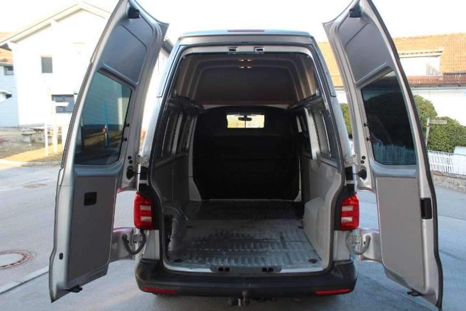 Volkswagen T6 Transporter - Imagem 13