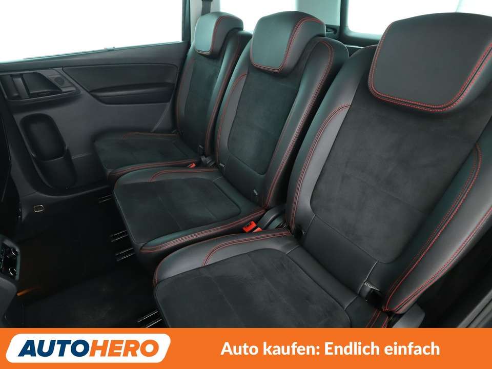 SEAT Alhambra - Imagem 14