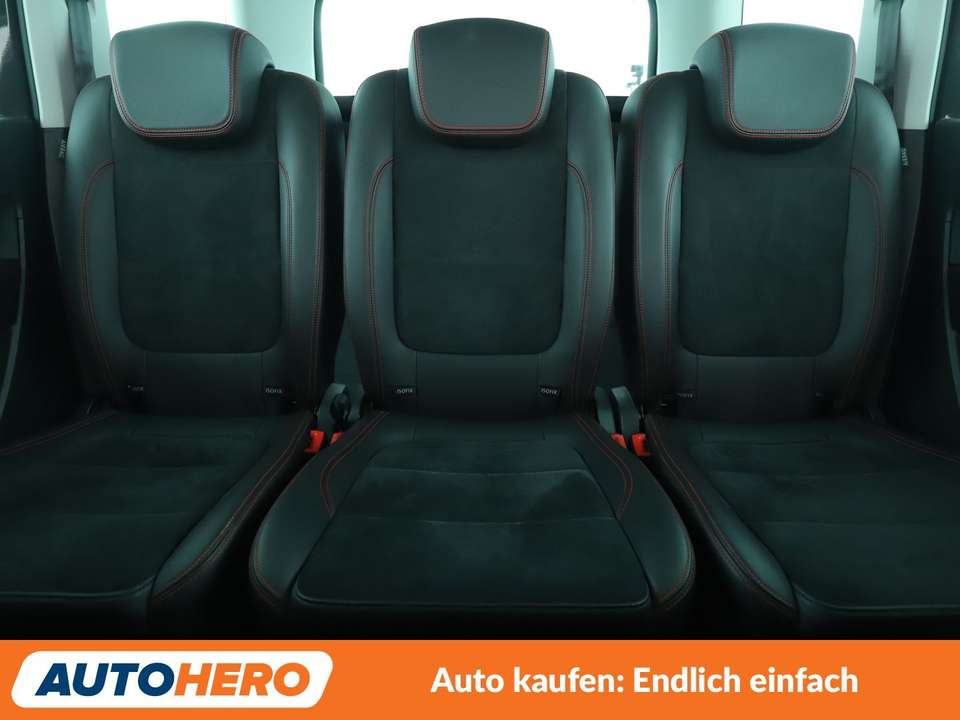 SEAT Alhambra - Imagem 15