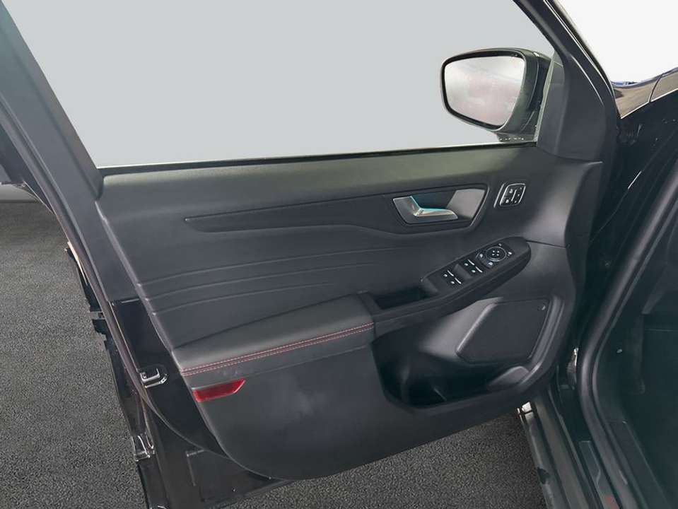 Ford Kuga - Imagem 15