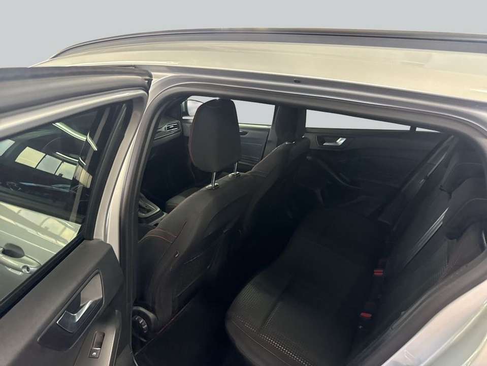 Ford Focus - Imagem 10