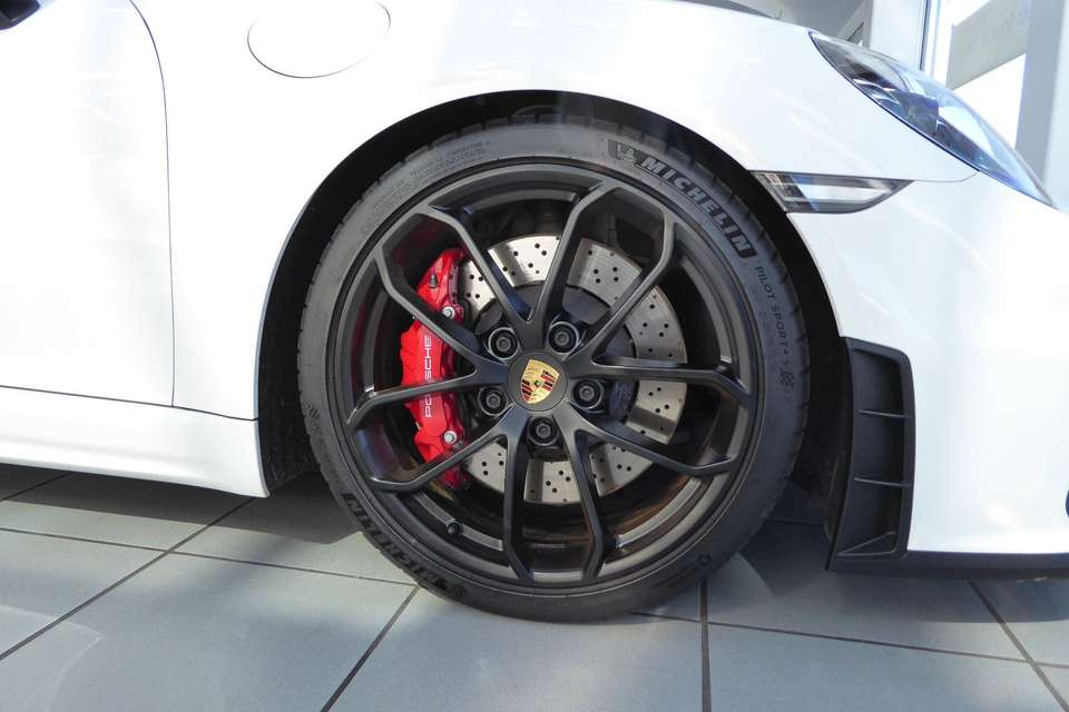 Porsche Boxster - Imagem 15