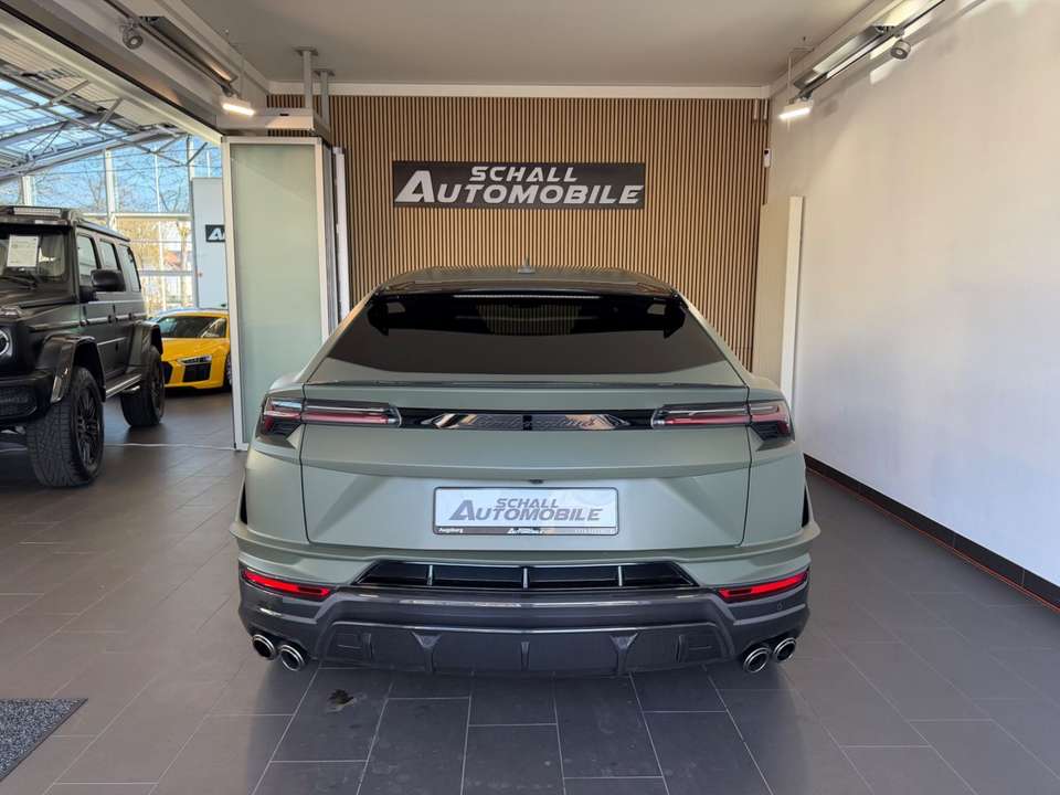 Lamborghini Urus - Imagem 6