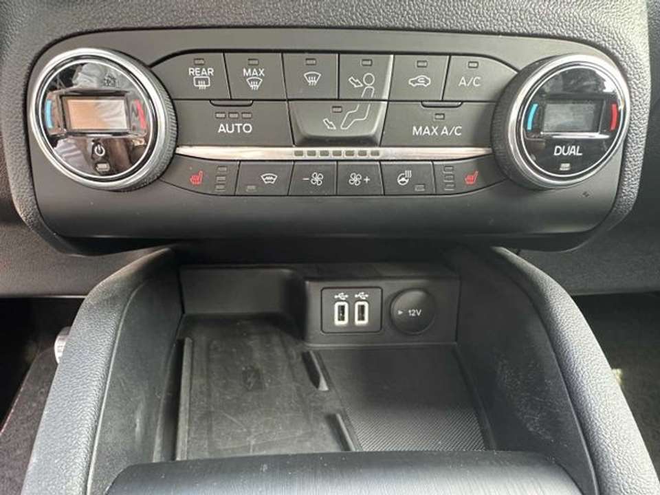 Ford Kuga - Imagem 6