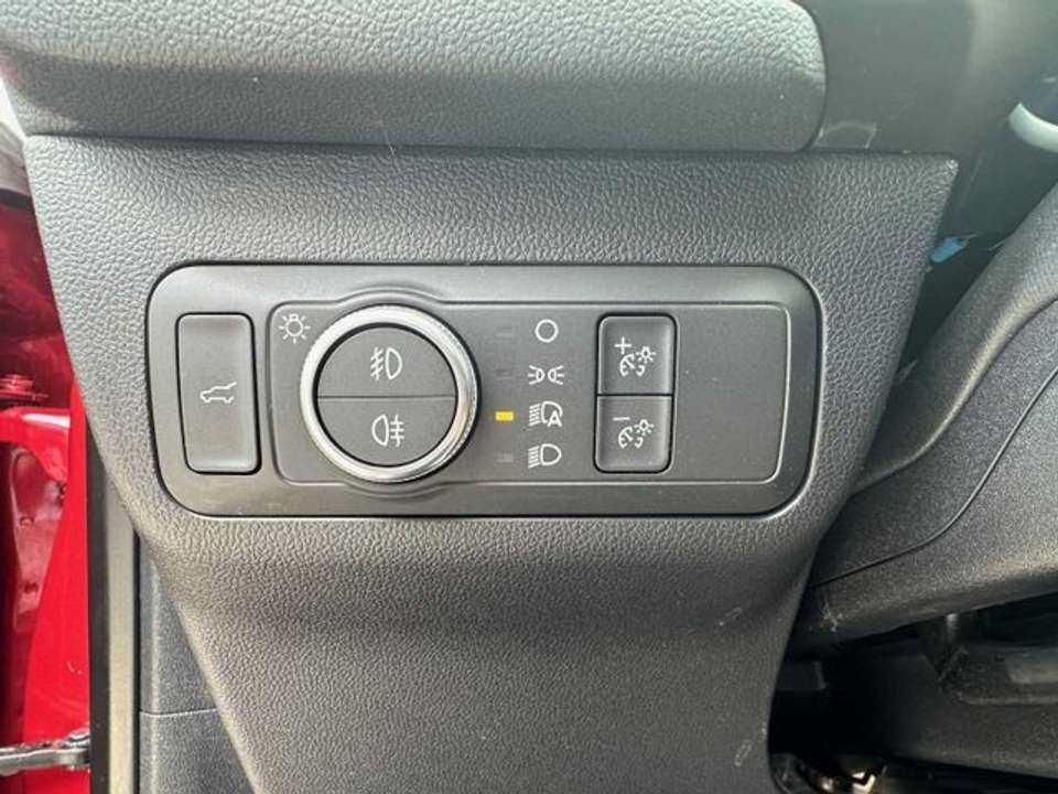 Ford Kuga - Imagem 8