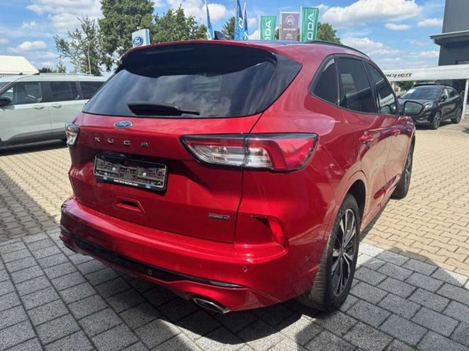 Ford Kuga - Imagem 11
