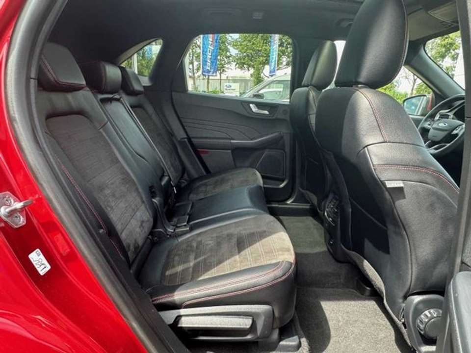 Ford Kuga - Imagem 13