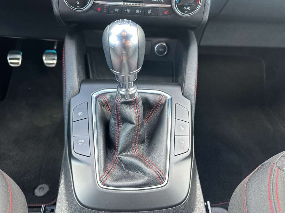 Ford Kuga - Imagem 11