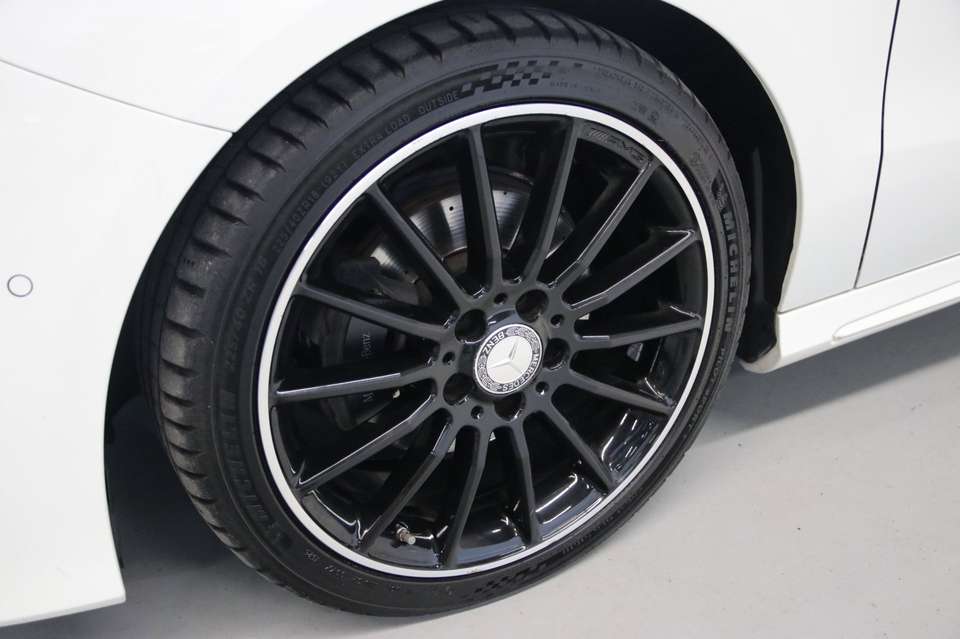 Mercedes-Benz B 180 - Imagem 4