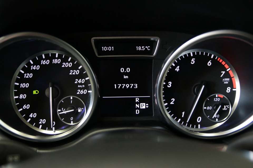 Mercedes-Benz ML 350 - Imagem 7