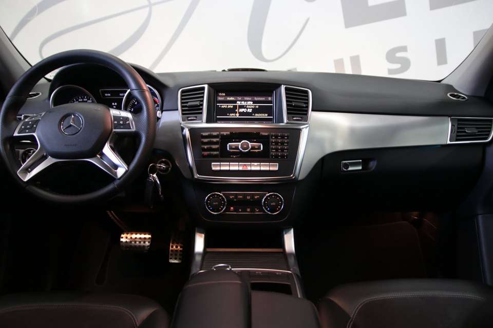 Mercedes-Benz ML 350 - Imagem 8