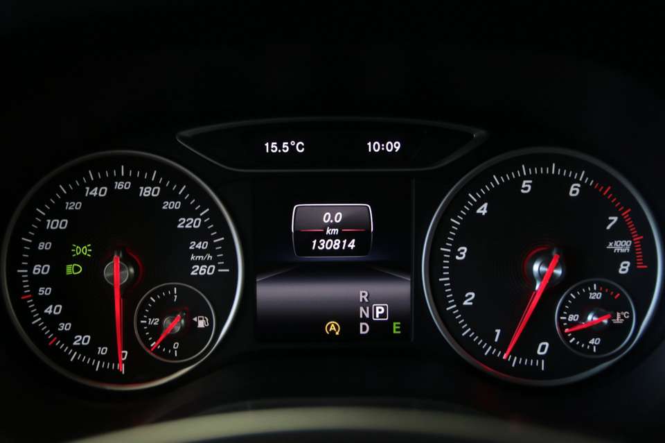 Mercedes-Benz B 180 - Imagem 8