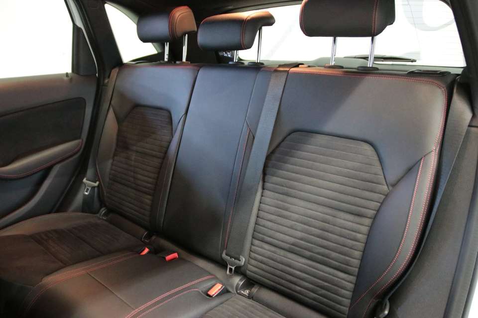 Mercedes-Benz B 180 - Imagem 9