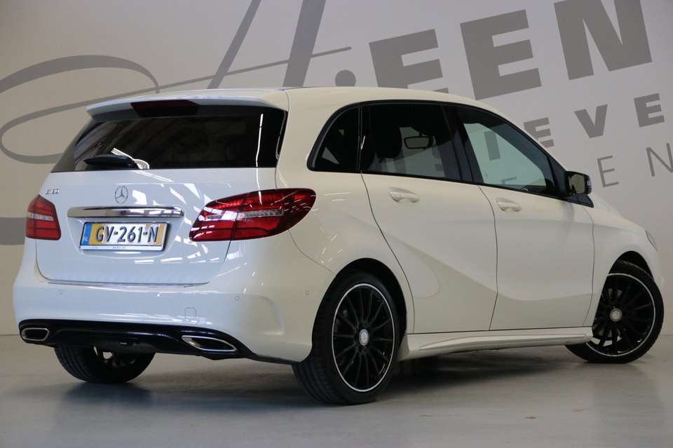 Mercedes-Benz B 180 - Imagem 12