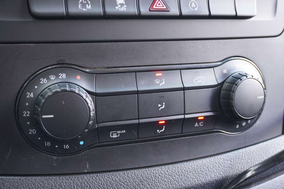 Mercedes-Benz Vito - Imagem 11