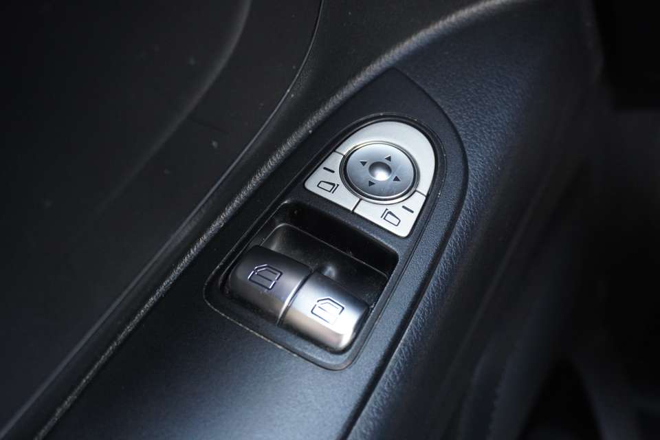 Mercedes-Benz Vito - Imagem 19
