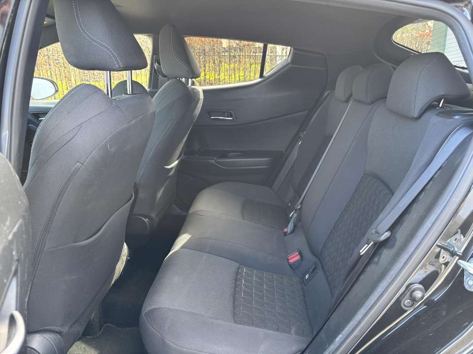 Toyota C-HR - Imagem 8