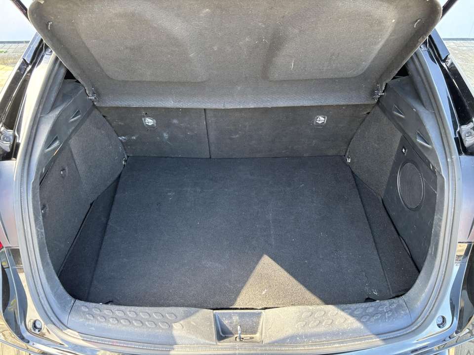 Toyota C-HR - Imagem 9