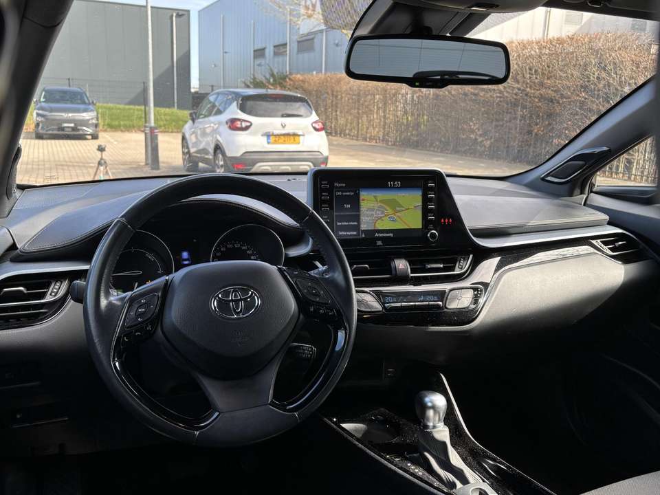 Toyota C-HR - Imagem 10