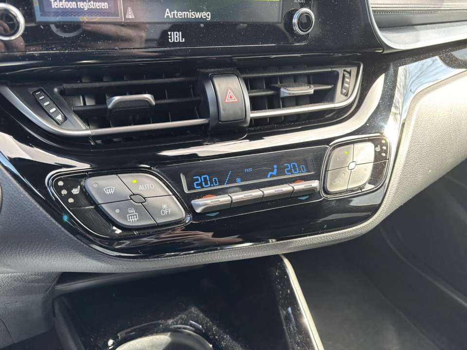 Toyota C-HR - Imagem 13