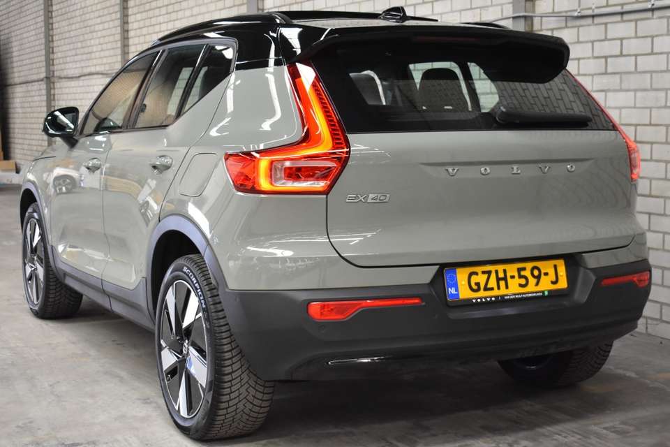 Volvo EX40 - Imagem 2