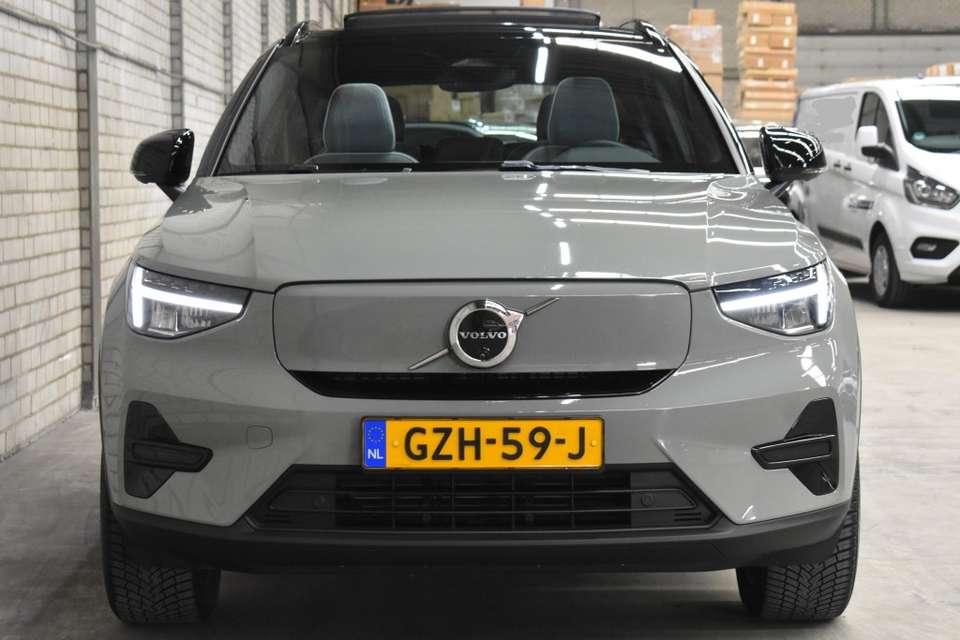 Volvo EX40 - Imagem 10