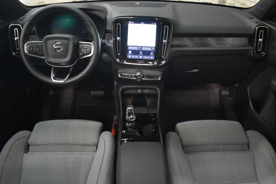 Volvo EX40 - Imagem 17