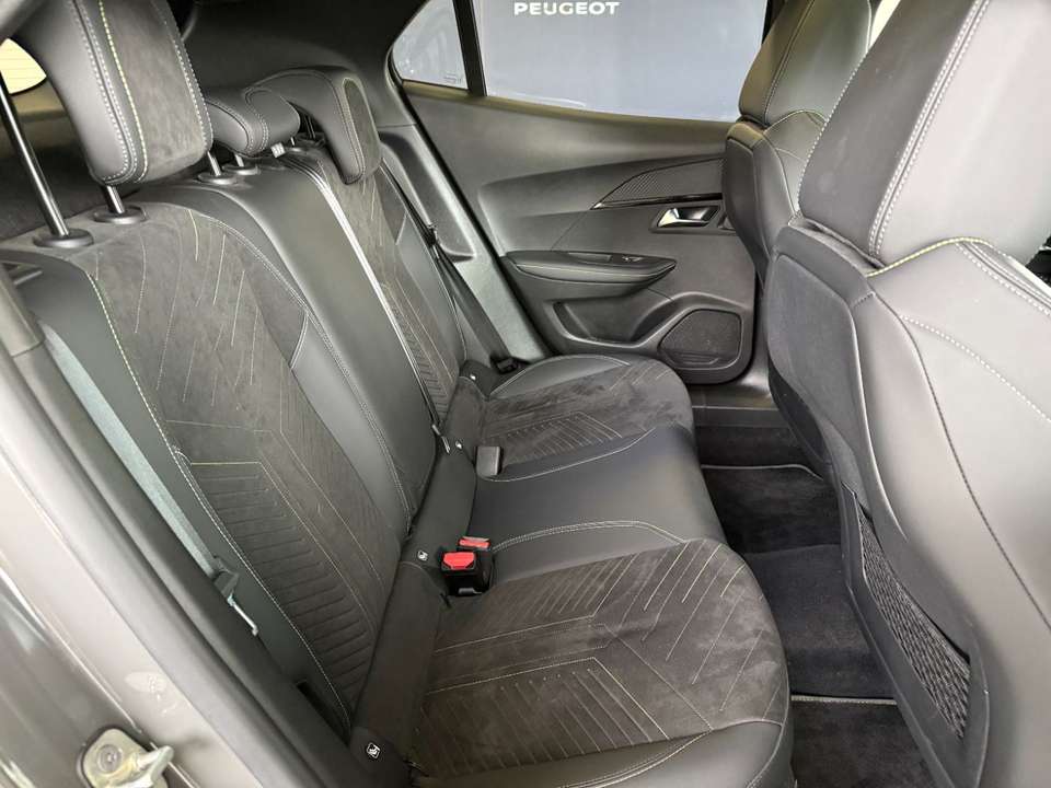 Peugeot 2008 - Imagem 12