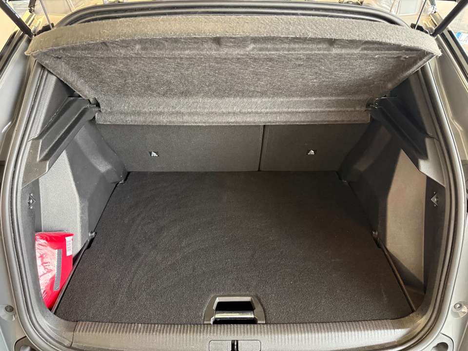 Peugeot 2008 - Imagem 13