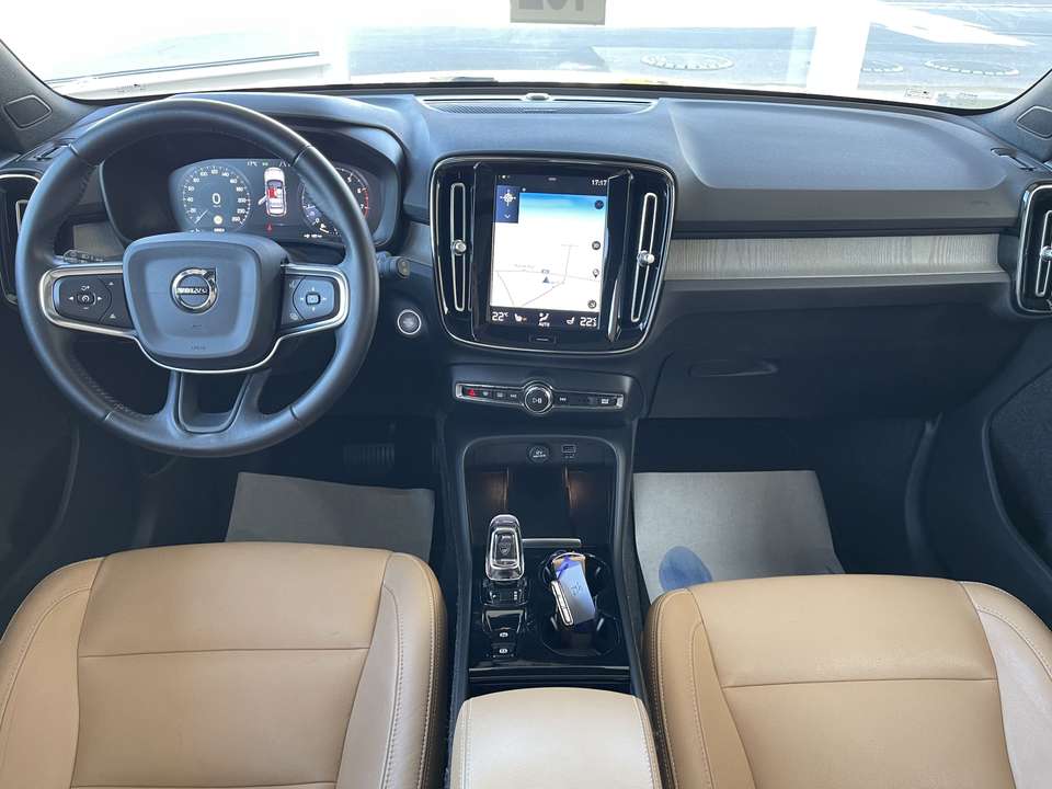 Volvo XC40 - Imagem 10