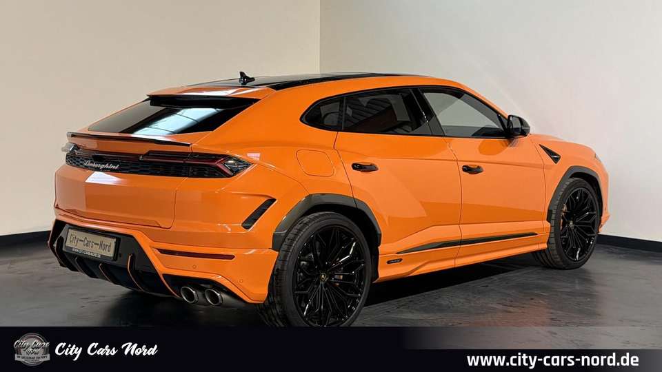 Lamborghini Urus - Imagem 5