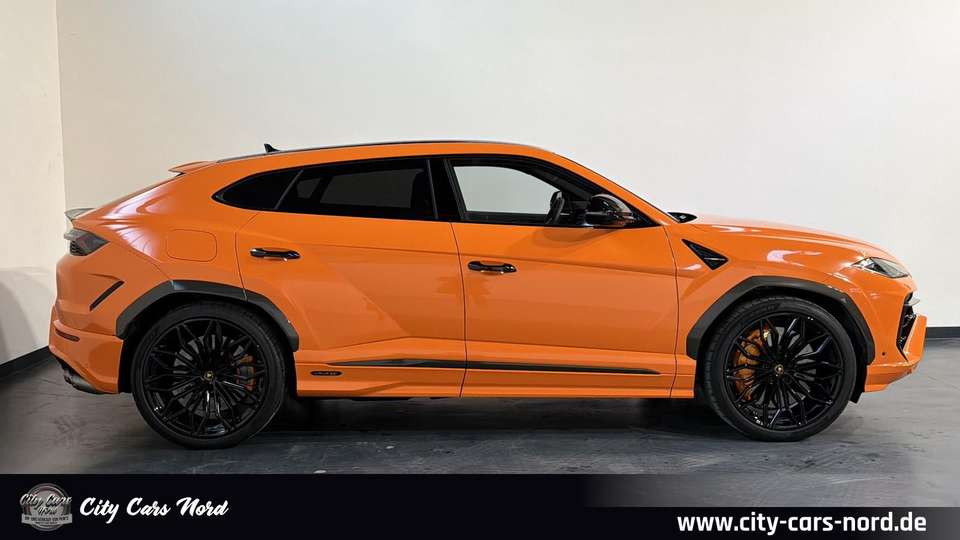 Lamborghini Urus - Imagem 6