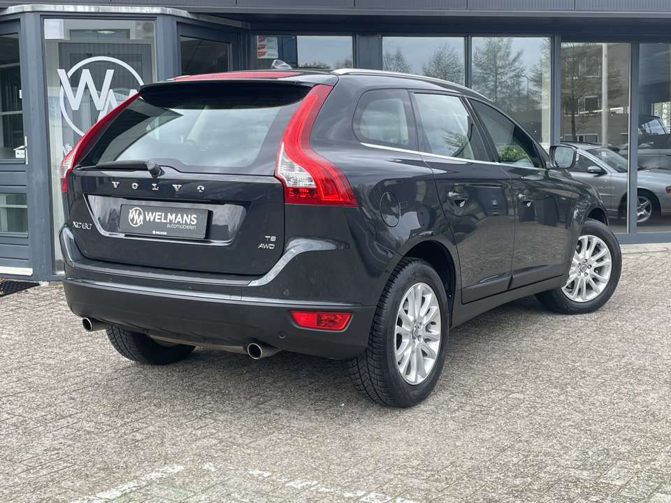 Volvo XC60 - Imagem 2
