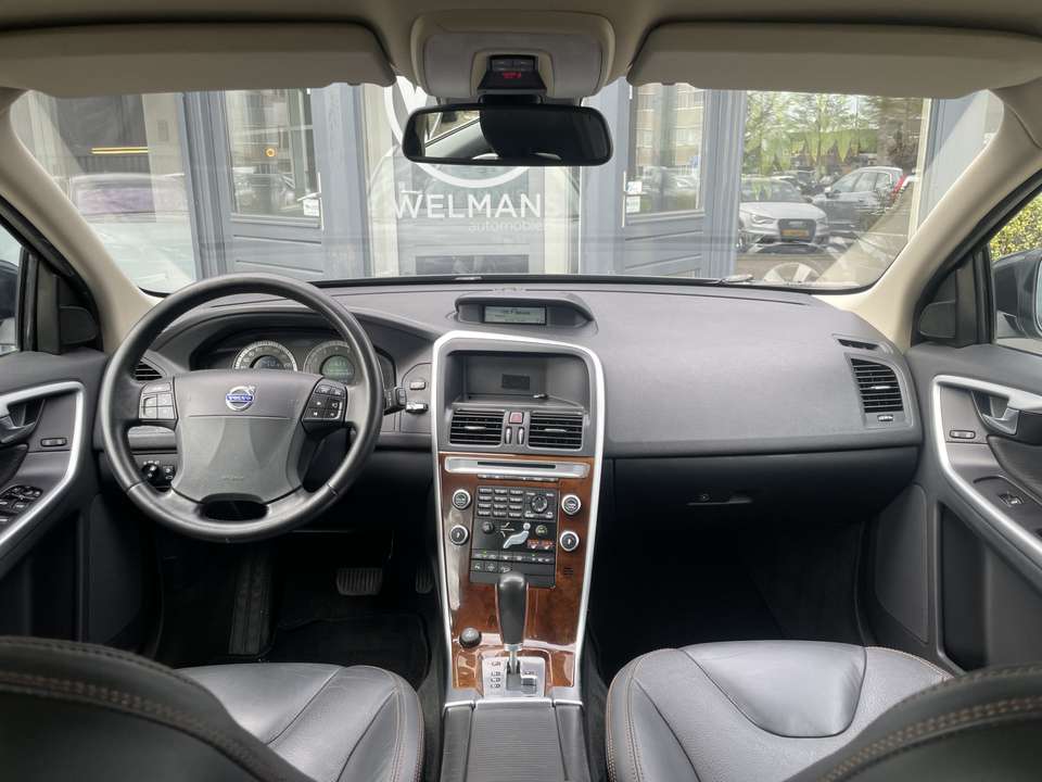 Volvo XC60 - Imagem 3