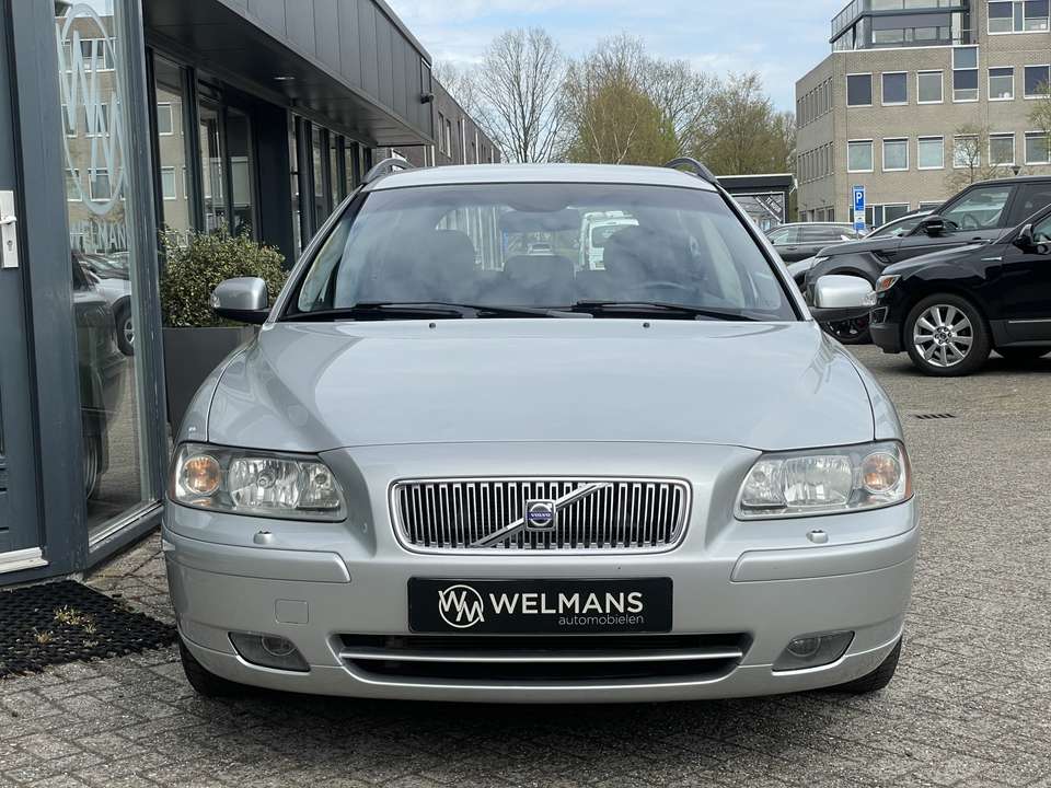 Volvo V70 - Imagem 4