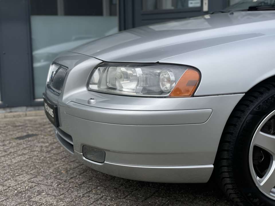 Volvo V70 - Imagem 5