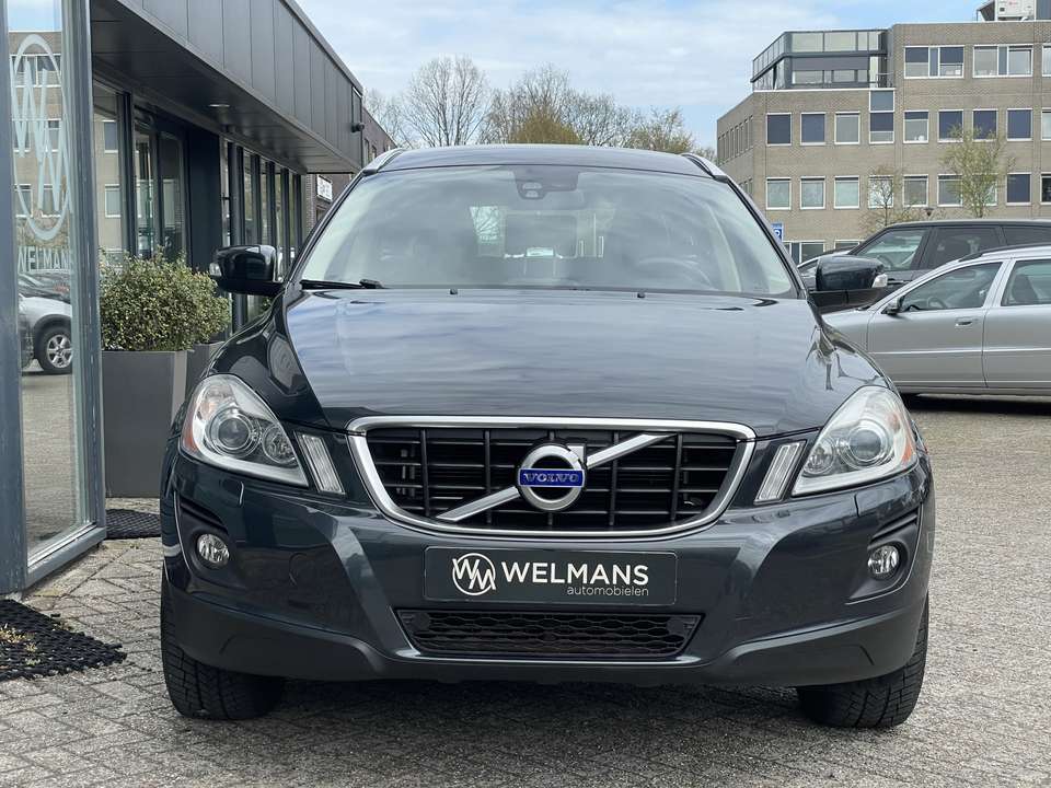 Volvo XC60 - Imagem 4